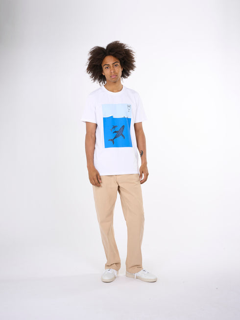 KnowledgeCotton Apparel - Regular whale front print t-shirt - GOTS/Vegan - Bright White